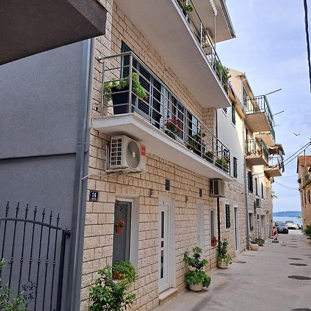 Studio Apartment Legcevic Kaštela Exteriér fotografie