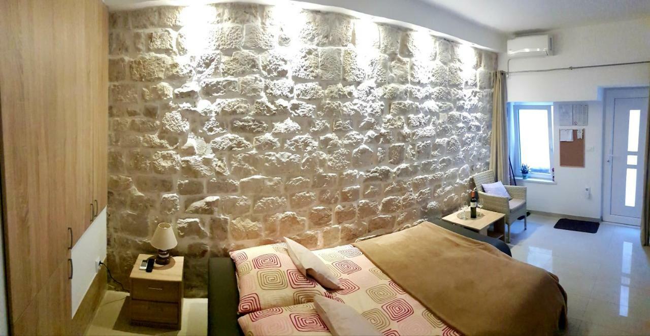 Studio Apartment Legcevic Kaštela Exteriér fotografie
