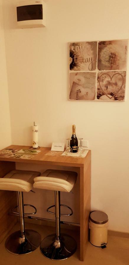 Studio Apartment Legcevic Kaštela Exteriér fotografie