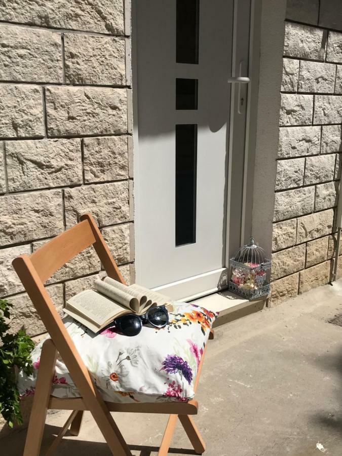 Studio Apartment Legcevic Kaštela Exteriér fotografie