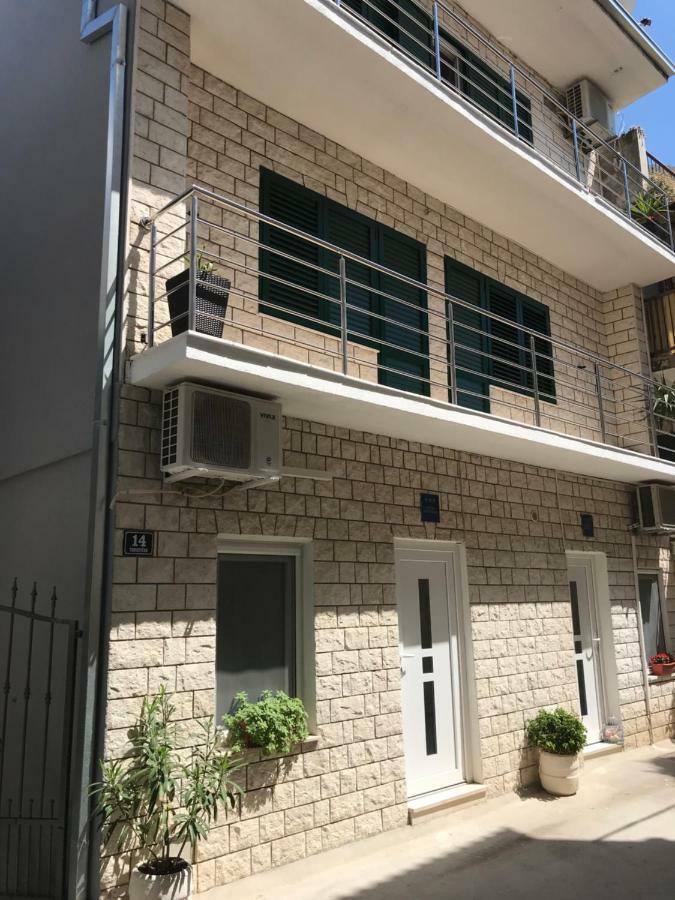 Studio Apartment Legcevic Kaštela Exteriér fotografie